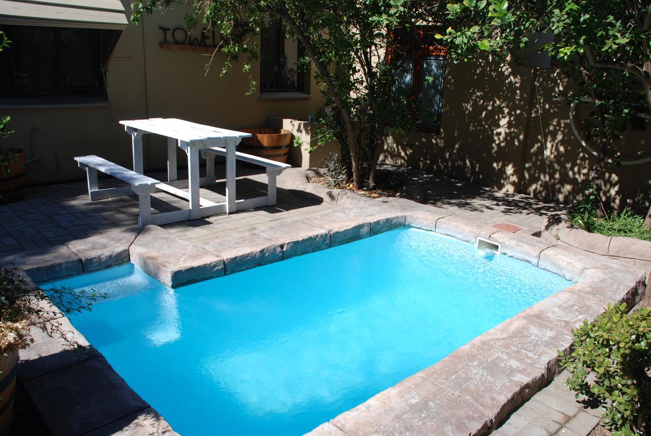 86 On Langenhoven Bed & Breakfast Oudtshoorn Exteriér fotografie