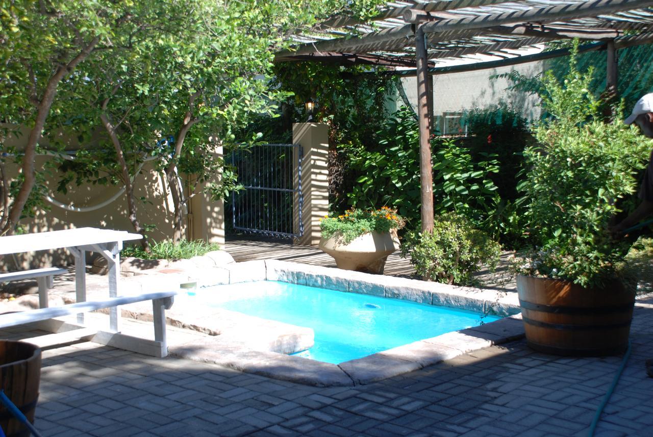 86 On Langenhoven Bed & Breakfast Oudtshoorn Exteriér fotografie
